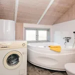 4 Star Holiday Home In Borkop Ferienhaus Egeskov (Syddanmark)