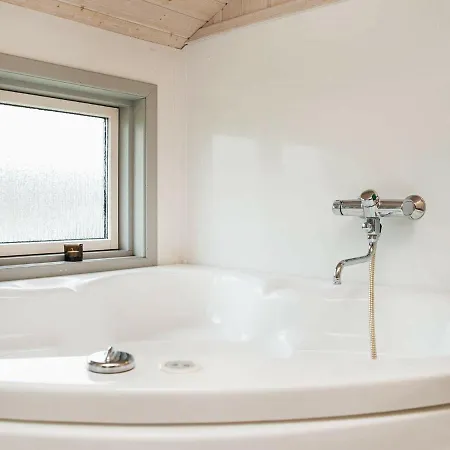 6 Person In Borkop-by Traum *